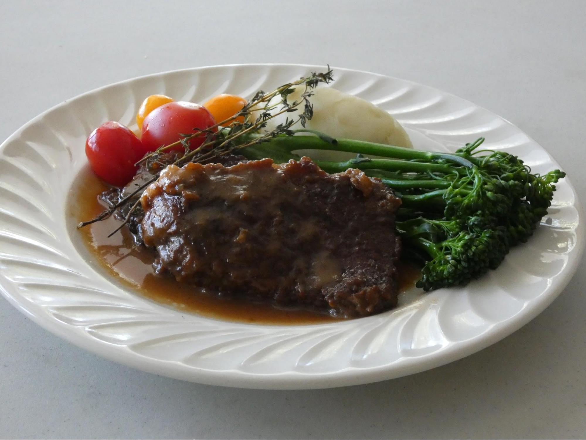 Japanese-Style Beef StewServed with lemon rice